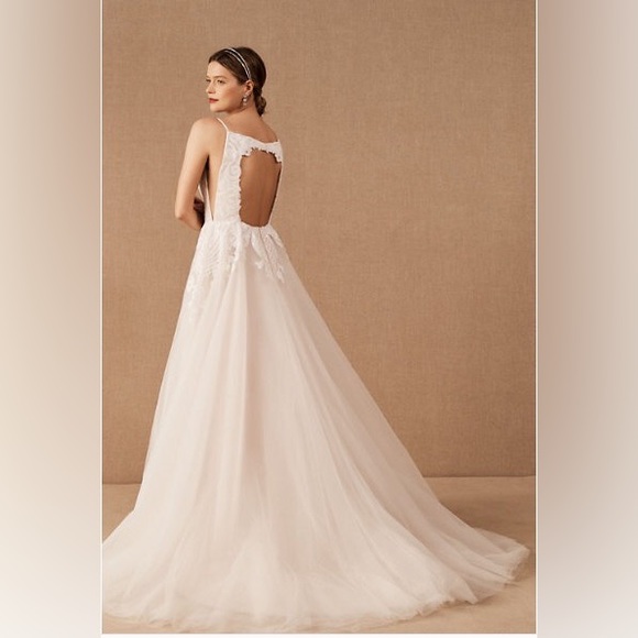 NWT-STUNNING Hayley Paige “Topanga” BHDLN wedding dress - Picture 4 of 16